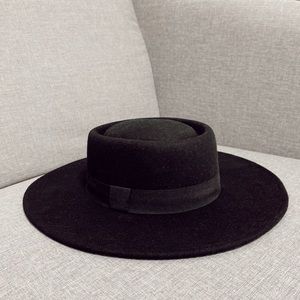 Black wide brim felt hat